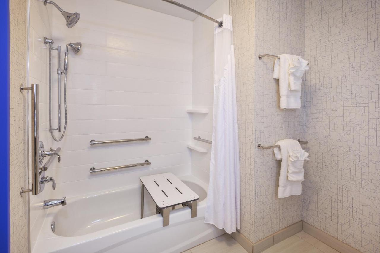Holiday Inn Express & Suites New Castle By Ihg מראה חיצוני תמונה