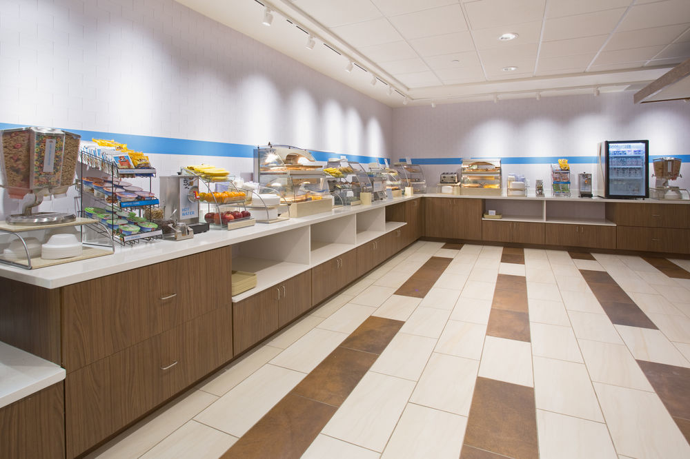 Holiday Inn Express & Suites New Castle By Ihg מראה חיצוני תמונה